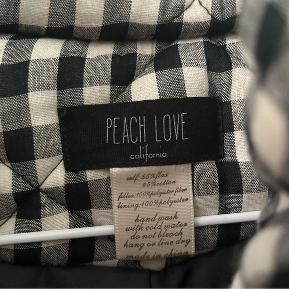 Peach Love California quilted Buffalo plaid vest size small black/white - Picture 5 of 5